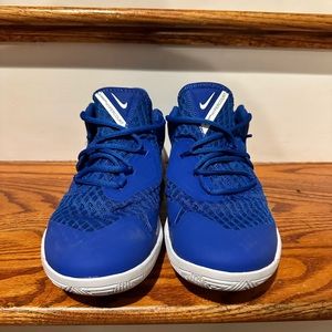 Never worn Mens Nike Hyperspeed Court Royal Blue Sneakers size 8